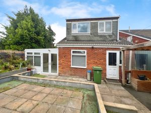 Rear- click for photo gallery